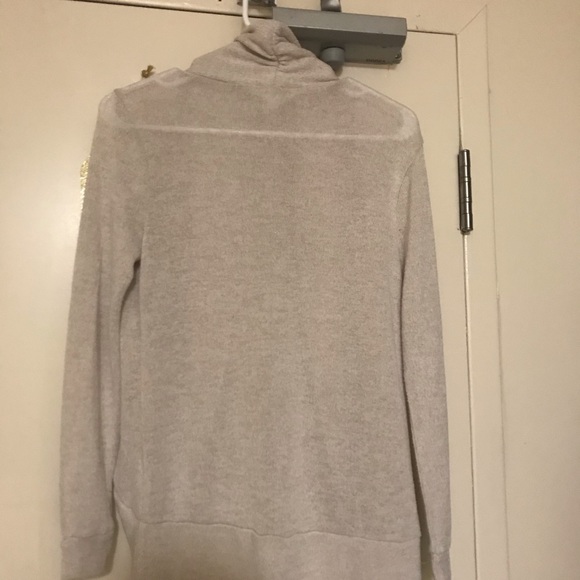 Urban Heritage cardigan - Picture 2 of 2